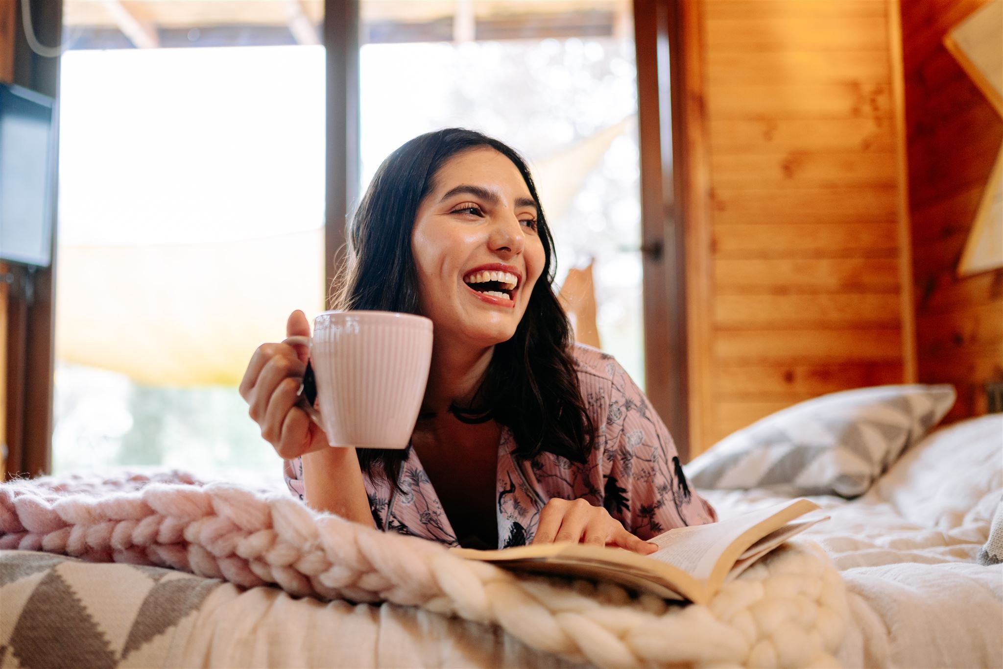 Potencia tu mañana con una taza de té: Tipos recomendados para el desayuno y beneficios para la salud